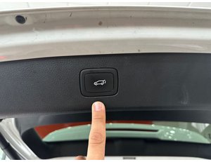 
										MG EHS 1.5T-GDI PHEV LUXURY full									