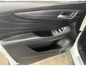 
										MG EHS 1.5T-GDI PHEV LUXURY full									