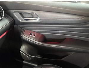 
										MG EHS 1.5T-GDI PHEV LUXURY full									