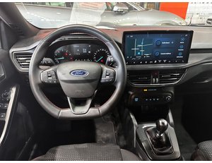 
										FORD FOCUS 1.0 ECOBOOST MHEV 92KW ST-LINE full									