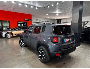 
										JEEP RENEGADE TRAILHAWK 1.3 PHEV 177KW (240CV) AT AWD full									