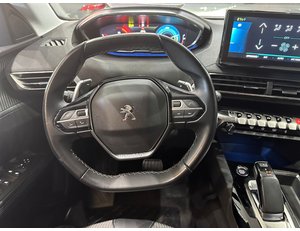 
										PEUGEOT 3008 HYBRID 225 E-EAT8 ALLURE full									