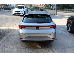
										SEAT LEON 1.0 ETSI 81KW DSG-7 S&S STYLE full									