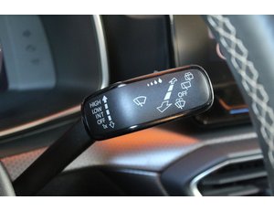 
										SEAT LEON 1.0 ETSI 81KW DSG-7 S&S STYLE full									
