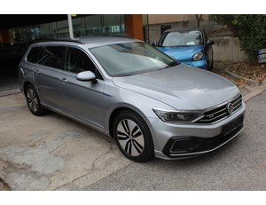 
										VOLKSWAGEN PASSAT VARIANT GTE 1.4 TSI E-POWER 115KW + 85KW full									