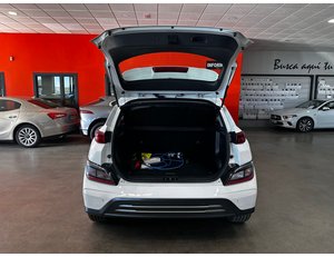 
										HYUNDAI KONA 100KW EV MAXX full									