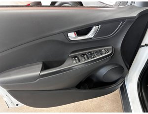 
										HYUNDAI KONA 100KW EV MAXX full									