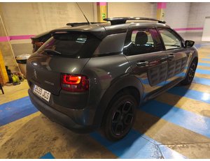 
										CITROEN C4 CACTUS E-HDI 92 ETG6 FEEL full									