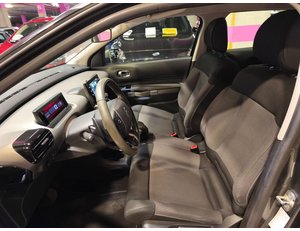 
										CITROEN C4 CACTUS E-HDI 92 ETG6 FEEL full									
