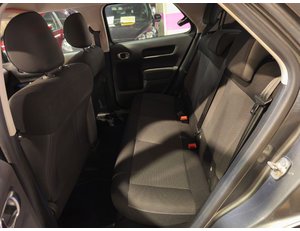 
										CITROEN C4 CACTUS E-HDI 92 ETG6 FEEL full									