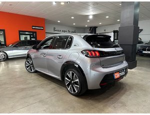 
										PEUGEOT E-208 ELECTRICO GT full									