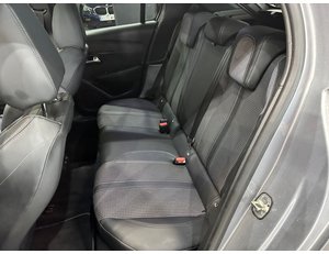 
										PEUGEOT E-208 ELECTRICO GT full									