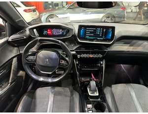 
										PEUGEOT E-208 ELECTRICO GT full									