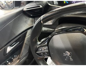 
										PEUGEOT E-208 ELECTRICO GT full									