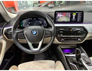
										BMW SERIE 5 530IA full									