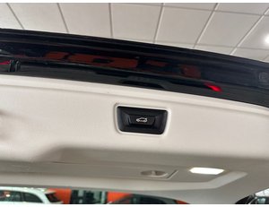 
										BMW SERIE 3 330E XDRIVE TOURING full									