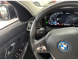 
										BMW SERIE 3 330E XDRIVE TOURING full									