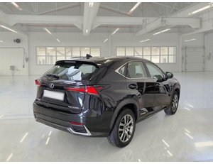 
										LEXUS NX 2.5 300H BUSINESS 2WD full									