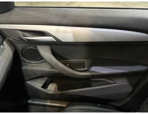 
										BMW X1 XDRIVE25E full									