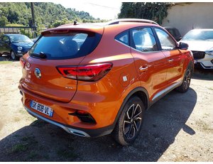 
										MG ZS 1.5 LUXURY full									