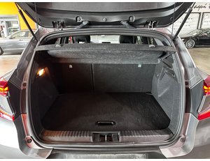 
										RENAULT CAPTUR INTENS TCE 140CV GPF MICRO HIBRIDO full									