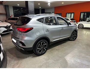 
										MG ZS 1.0T LUXURY full									