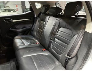 
										MG ZS 1.0T LUXURY full									