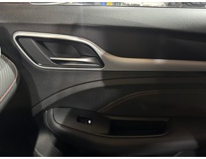 
										MG ZS 1.5 COMFORT full									