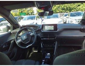 
										PEUGEOT 208 GT HYBRID 136 EDCS6 full									