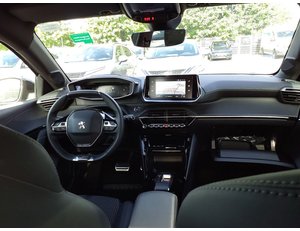 
										PEUGEOT 208 GT HYBRID 100 EDCS6 full									