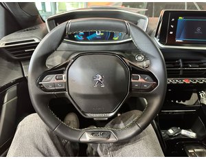 
										PEUGEOT 208 GT HYBRID 100 EDCS6 full									