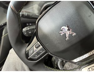 
										PEUGEOT 208 GT HYBRID 100 EDCS6 full									