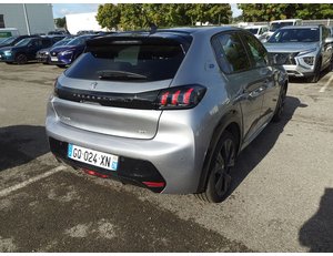 
										PEUGEOT E-208 ACTIVE ELECTRICO 136 (100 KW) full									
