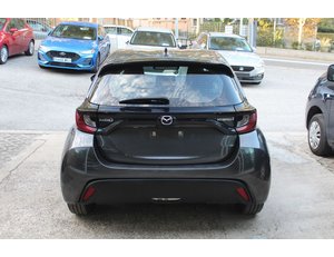
										MAZDA 2 1.5 85 KW (116 CV) CVT CENTRE-LINE full									
