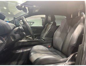 
										PEUGEOT 3008 HYBRID 225 E-EAT8 ALLURE PACK full									