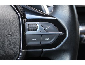 
										PEUGEOT 3008 HYBRID 225 E-EAT8 ALLURE PACK full									