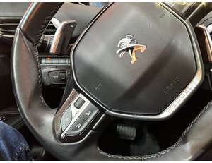 
										PEUGEOT 3008 HYBRID 225 E-EAT8 ALLURE PACK full									