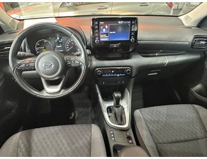 
										TOYOTA YARIS 1.5 120H ACTIVE PLUS full									