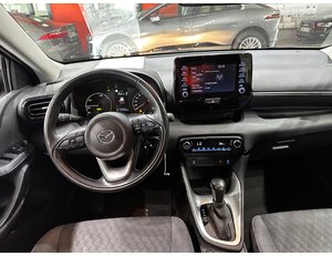 
										TOYOTA YARIS 1.5 120H ACTIVE PLUS full									