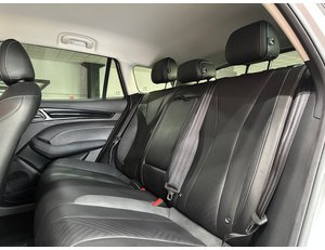 
										MG MG5 LONG RANGE LUXURY full									