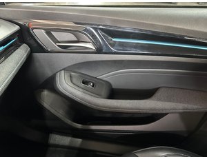 
										MG MG5 LONG RANGE LUXURY full									