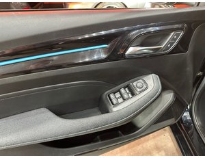 
										MG MG5 LONG RANGE LUXURY full									