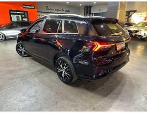 
										MG MG5 STD RANGE LUXURY full									