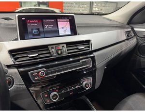 
										BMW X2 XDRIVE25E AUTO full									