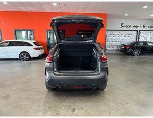 
										CITROEN C4 PURETECH 130 S&S 6V FEEL full									