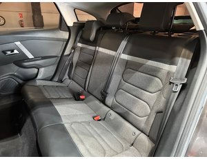 
										CITROEN C4 PURETECH 130 S&S 6V FEEL full									