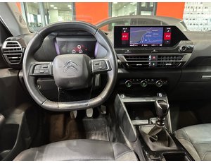 
										CITROEN C4 PURETECH 130 S&S 6V FEEL full									