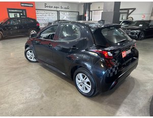 
										TOYOTA YARIS 1.5 120H ACTIVE PLUS full									