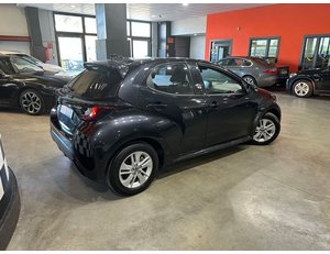 
										TOYOTA YARIS 1.5 120H ACTIVE PLUS full									