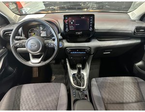 
										TOYOTA YARIS 1.5 120H ACTIVE PLUS full									